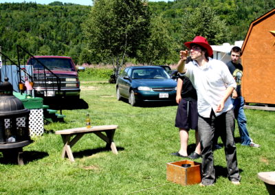 washer game - Trailer at Broadlands, Gaspésie, PQ